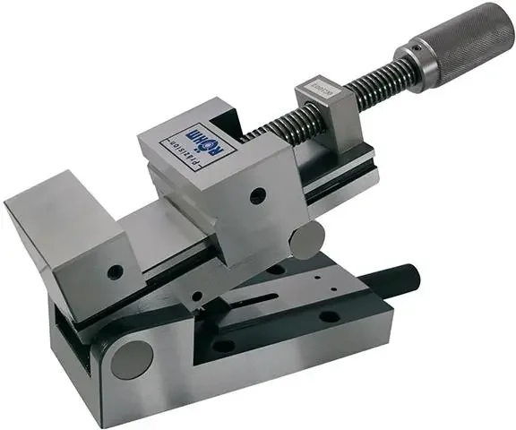 boukal1-3325438
